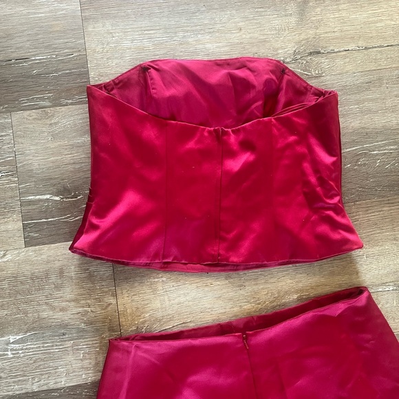 Alexia Designs Size 18 strapless Two Piece Gown Set
- Picture 7 of 13